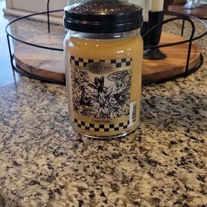 Golden Honey Jar Candle - Yellow